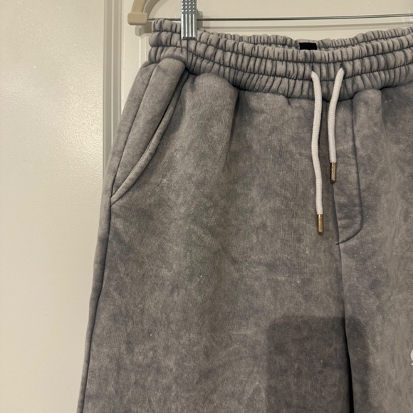 BooHoo Sweatpants - Picture 2 of 8